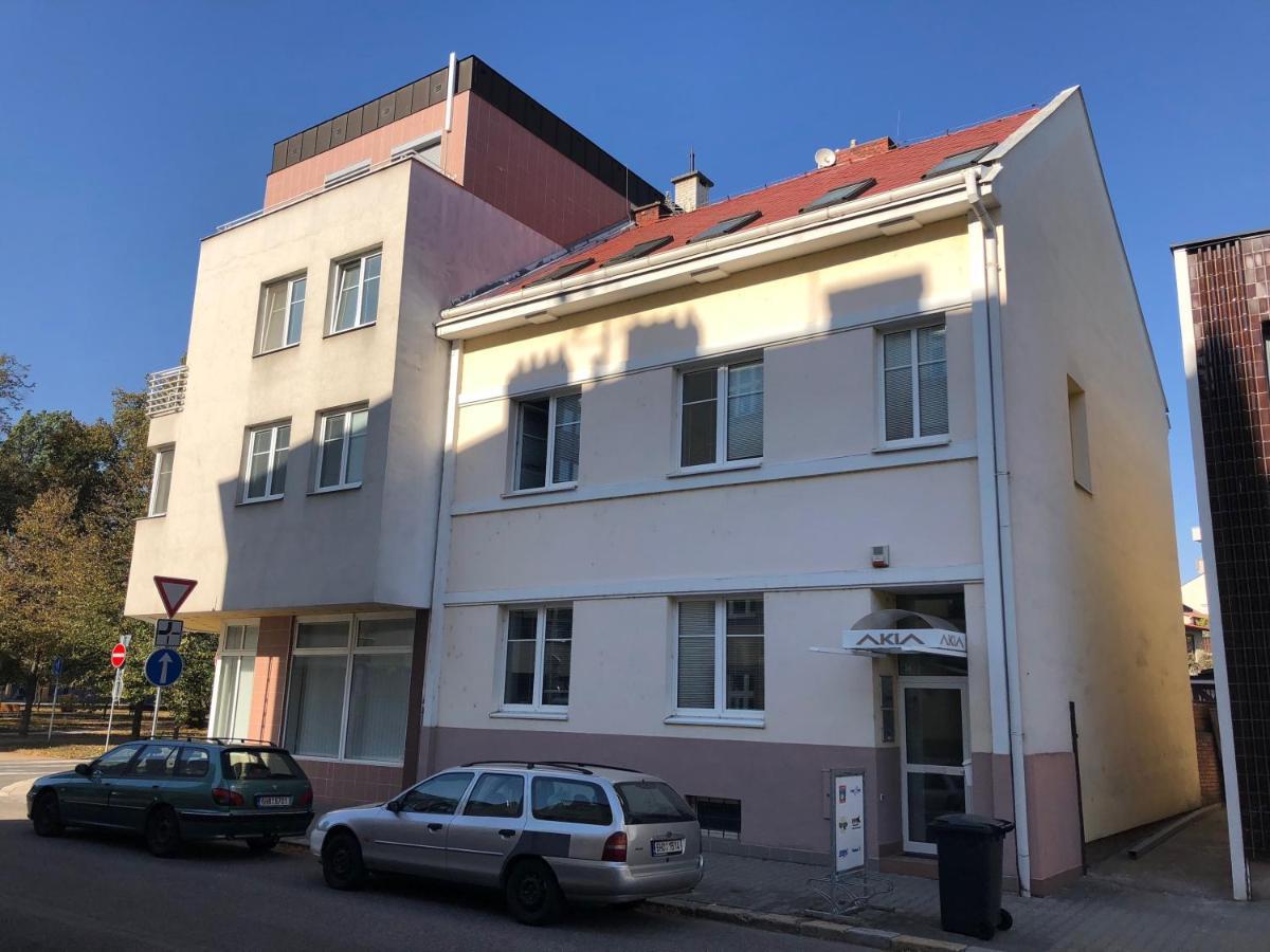 No. 34 Apartment Hradec Kralove Bagian luar foto