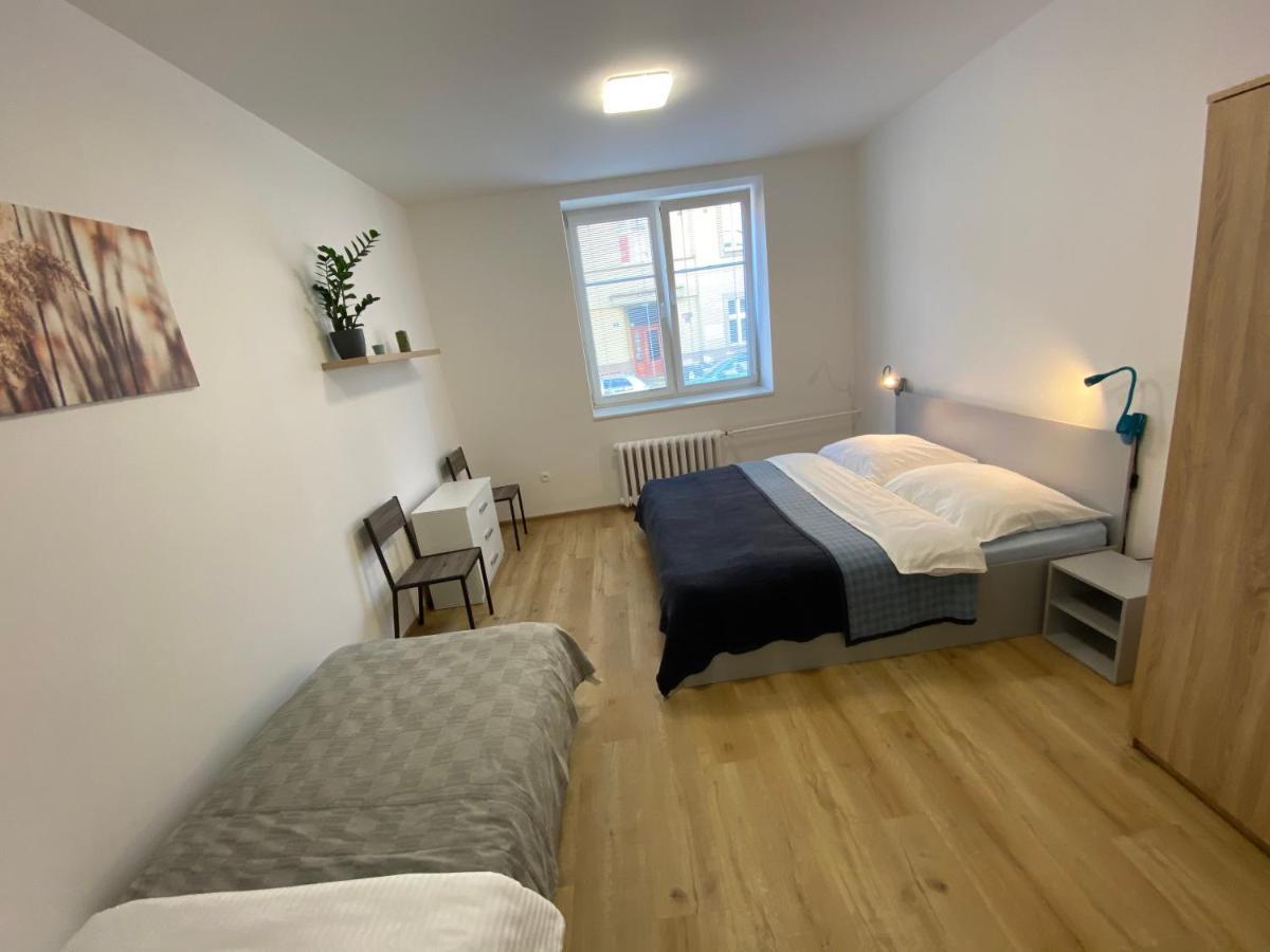 No. 34 Apartment Hradec Kralove Bagian luar foto