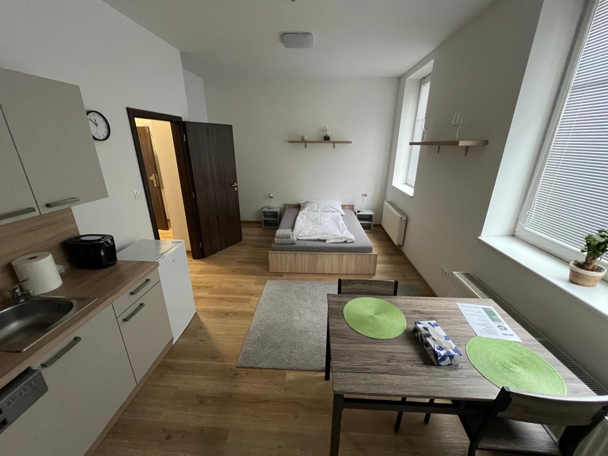 No. 34 Apartment Hradec Kralove Bagian luar foto